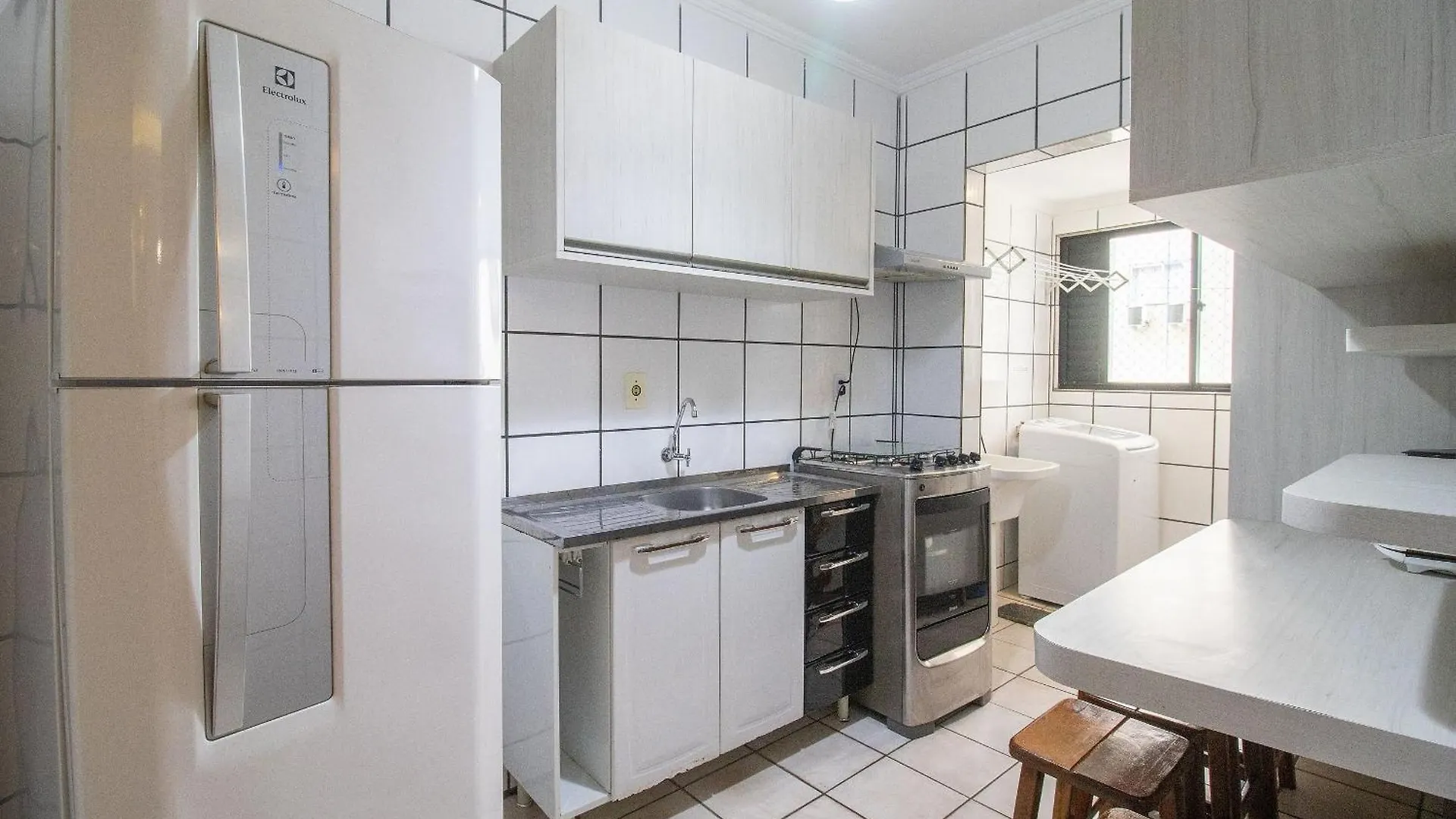 Bk83 - 2 Dorm Climatizados, Garagem, Prox Calcadao Daire Balneario Camboriu